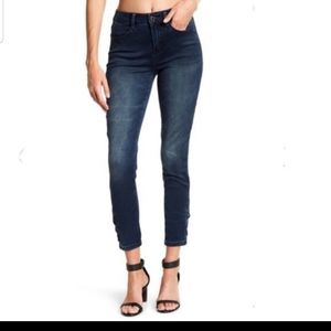 Seven7 High Rise Skinny Jeans